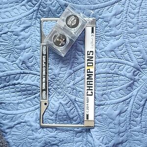 2014 Spurs Championship license plate holder and set if shot glasses